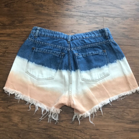 Dip Dye Jean mini shorts - Picture 5 of 9